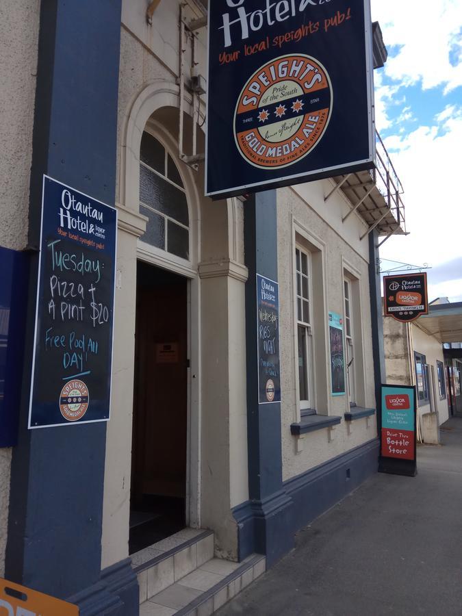 Otautau Hotel Экстерьер фото